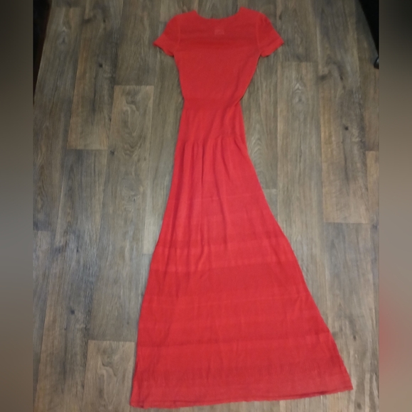 BCBGMaxAzria Sydnie Short Sleeve Knit Maxi Dress in Lipstick Red.  - Picture 12 of 14